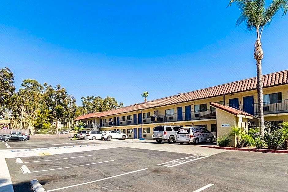 Motel 6 Riverside, CA - UCR East