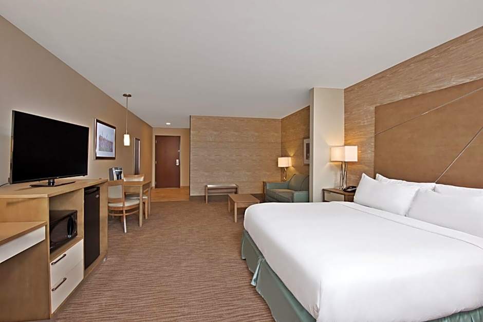 Holiday Inn Express & Suites Harrisburg S - New Cumberland By IHG