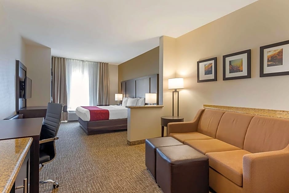 Comfort Suites Ontario Convention Center