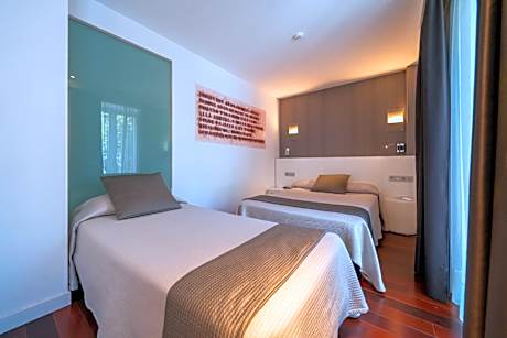Double or Twin Room with Extra Bed