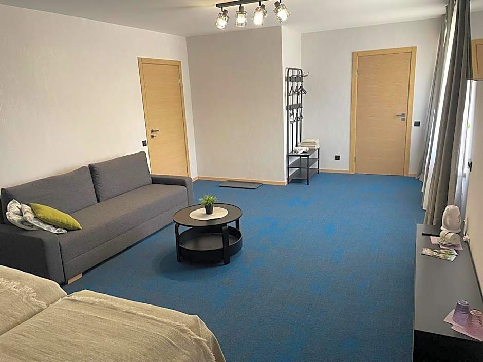 Naktsmītne - Fišers