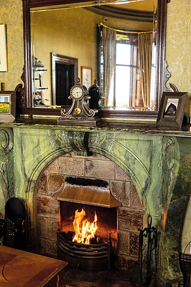 Ballinalacken Castle Country House Hotel