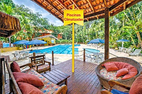 FABULOSO FLAT 225, 2 PISCINAS climatizadas, internet particular 500m Bertioga, Riviera de São Lourenço Flat Duplex inteiro, Adega, cozinha equipada completa serviço de hotelaria, serviço de praia nos finais de semana