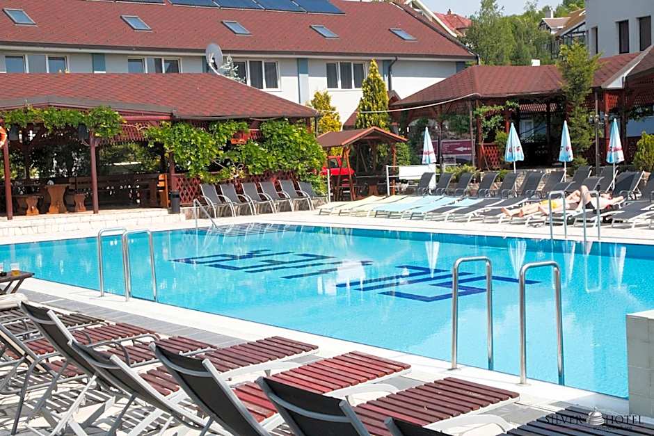 Silver Hotel