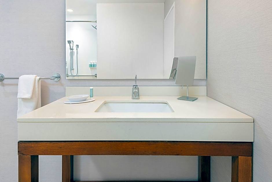 Courtyard by Marriott Buffalo Downtown/Canalside