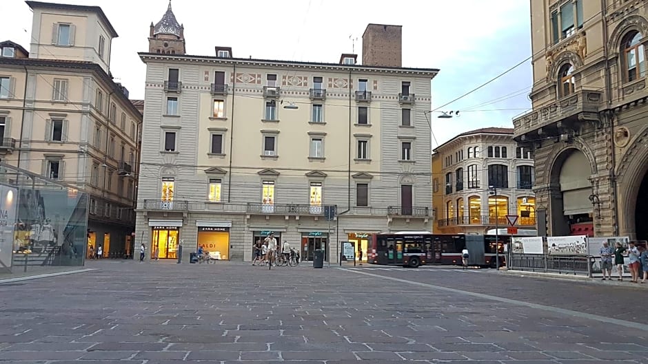 Gran Suite Piazza Maggiore - T&T communications