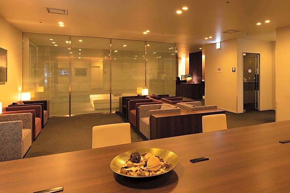 First Cabin Haneda Terminal 1