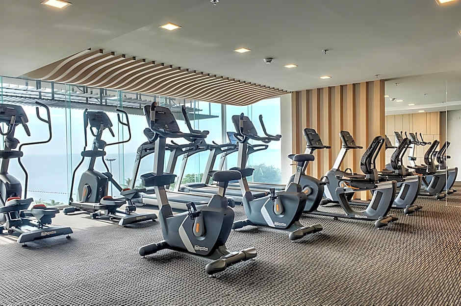 EveRyDaY BEACHFRONT STYLISH  LUXURY* JOMTIEN