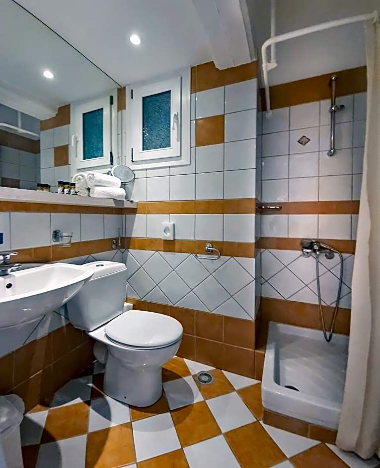 The Grove Seaside Hotel