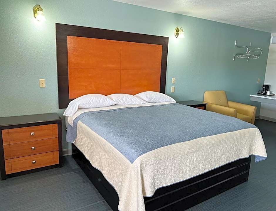 Regency Inn Bald Knob