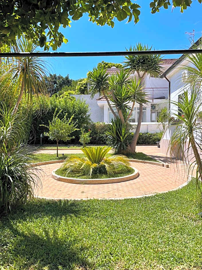 Alemar Bed & Breakfast