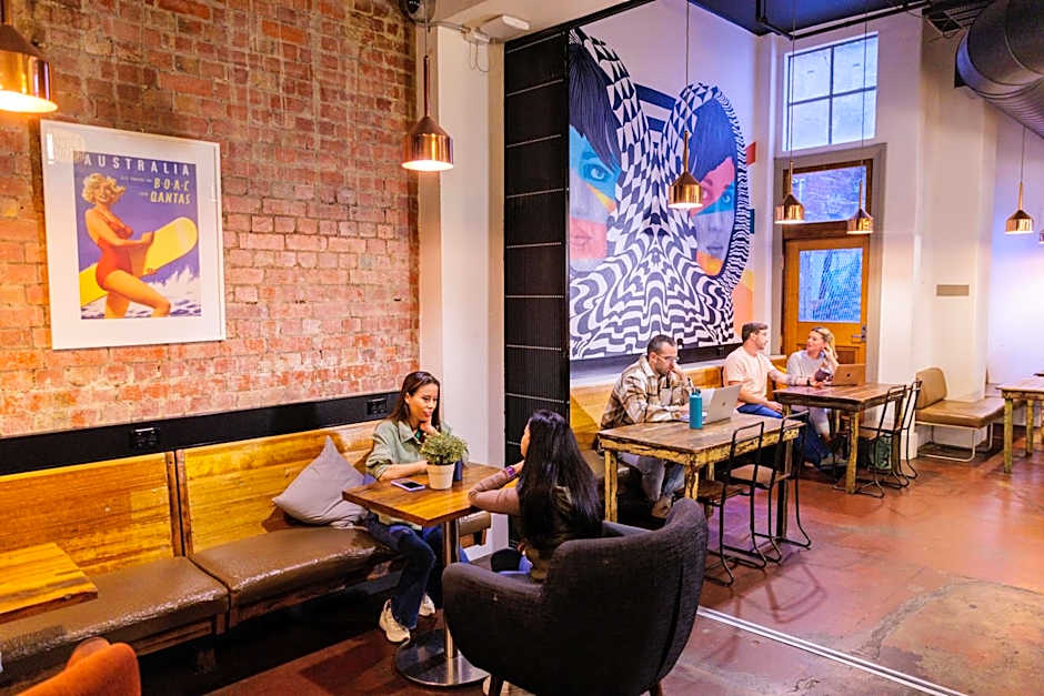 YHA Melbourne Central
