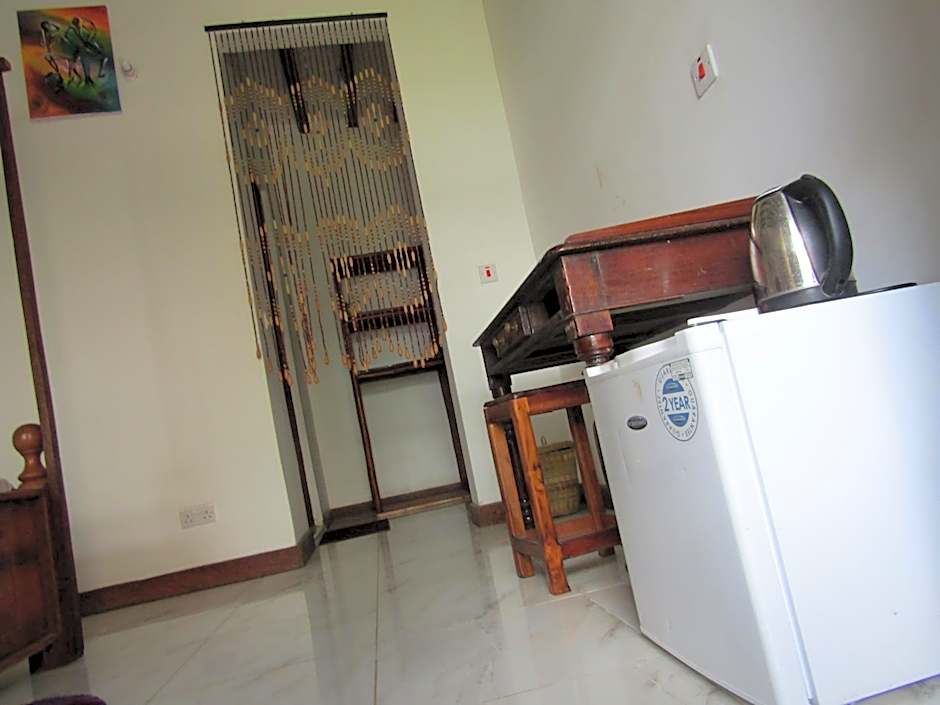 Kivulini Lodge and Restaurant