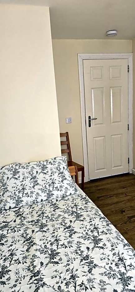 Private Rooms near Hither green Station