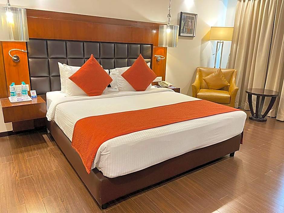 Photo 1 of 48 of Paradigm Sarovar Portico Kakinada