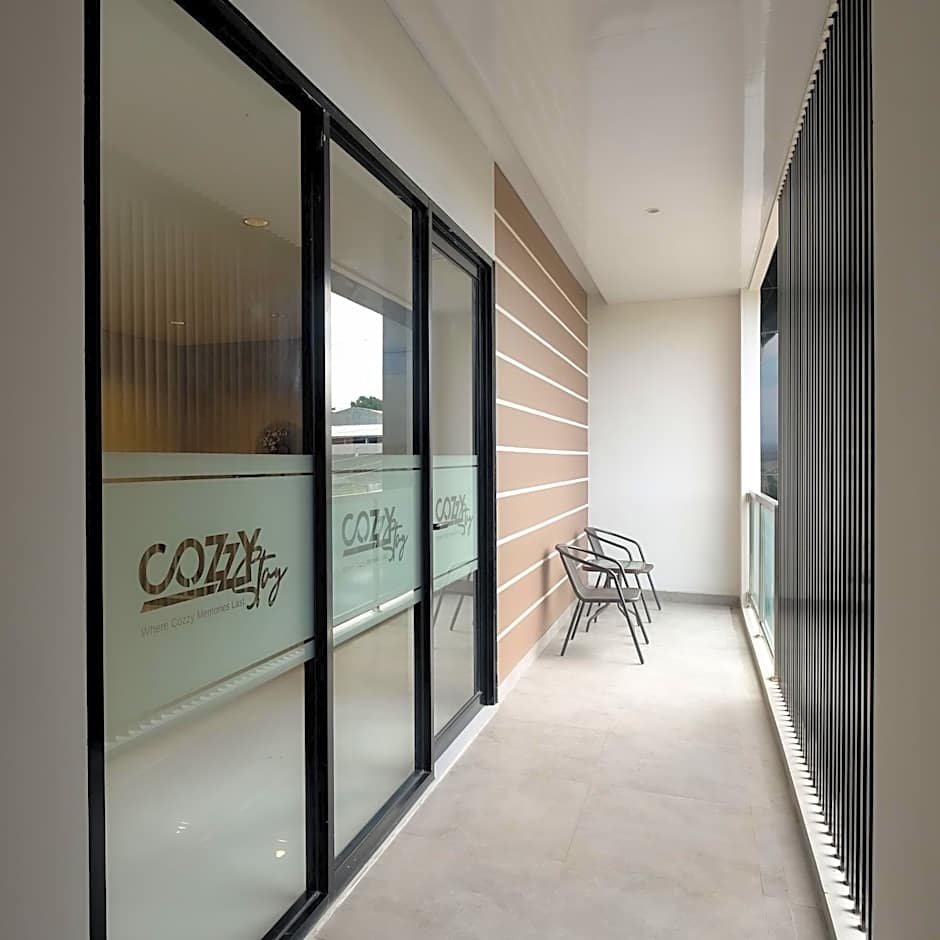 Cozzy Stay Hotel Semarang by Sinergi