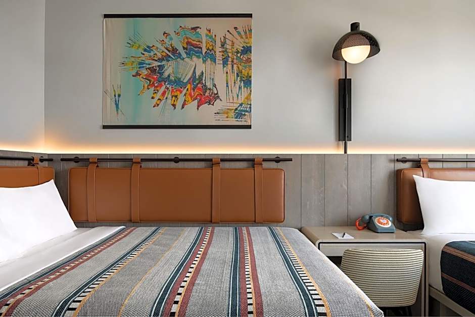 Moxy St. Petersburg Downtown