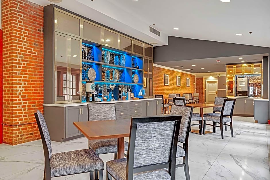 The Inn at Henderson's Wharf, Ascend Hotel Collection