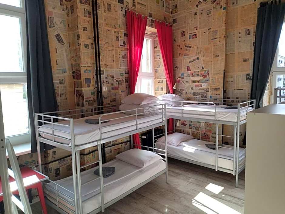Hostel Oliwka - Metro Świętokrzyska