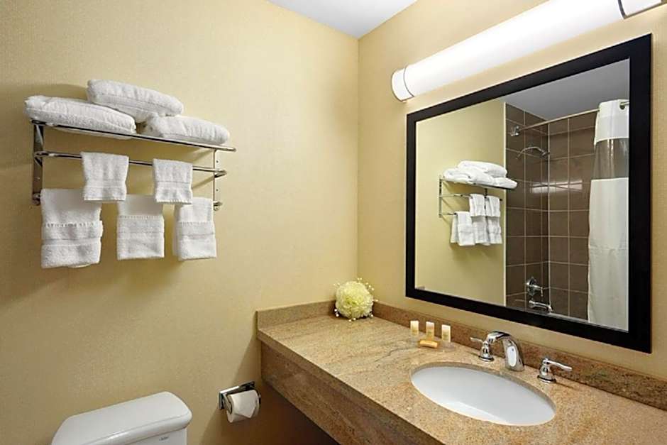 Days Inn by Wyndham Brampton