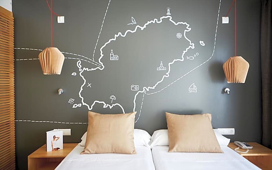 Hotel Playasol Cala Tarida