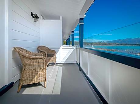 The Pier Hotel