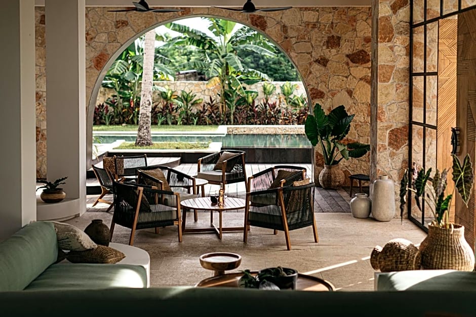 Alamayah Boutique Retreat Hotel