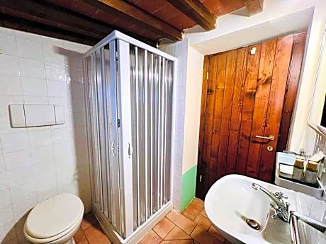 Double Room with Private External Bathroom