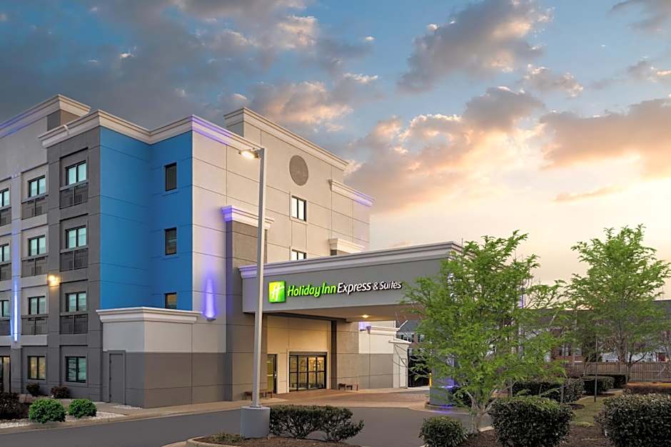 Holiday Inn Express & Suites Leesburg - Historic District by IHG