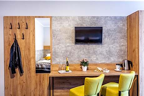 Triple Room with Private Bathroom