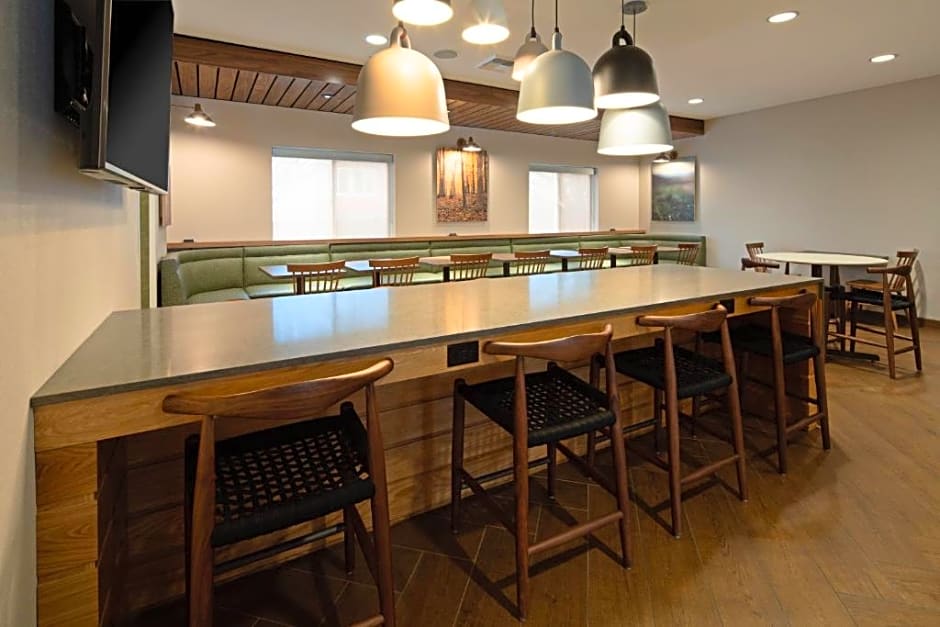 Fairfield Inn & Suites by Marriott Seattle Sea-Tac Airport