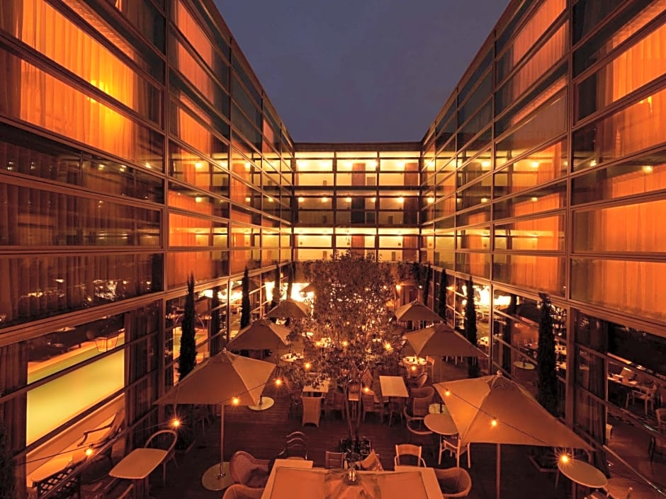 Mondrian Bordeaux Hotel des Carmes