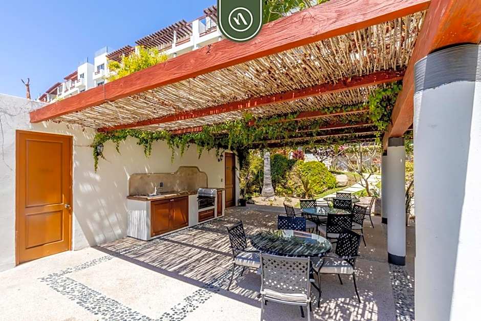 2BR Condo - Private Patio - Ocean View