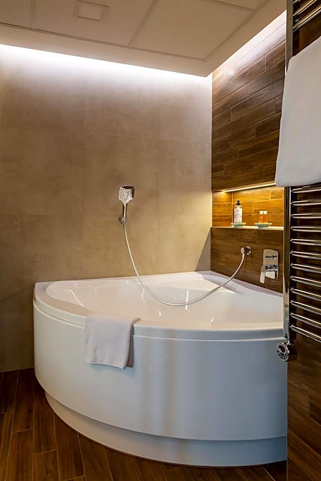 Erzsébet Királyné Szálloda