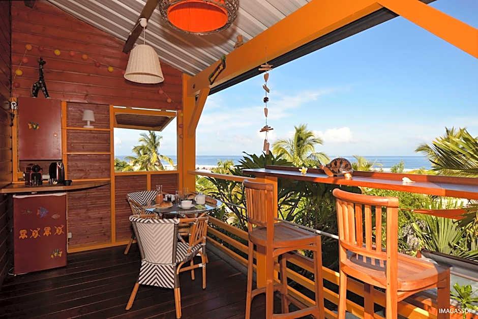 Poz Lagon - chambre d'hôtes - Bungalow pour 2 personnes - Jacuzzi privatif - petit déjeuner - Vue sur le lagon