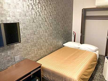 Luxury Single Room - Non-Smoking