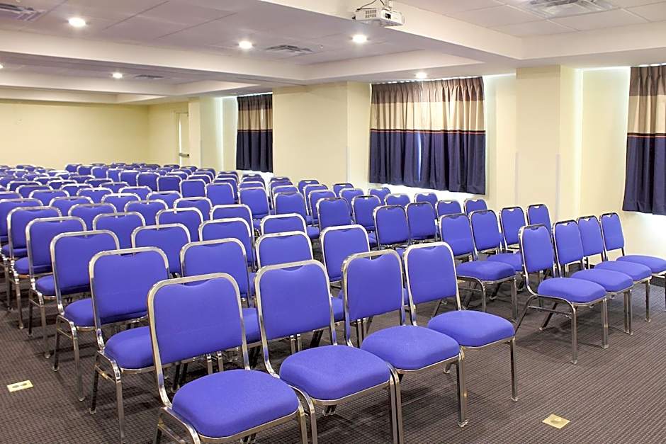 Microtel Inn & Suites By Wyndham Culiacan