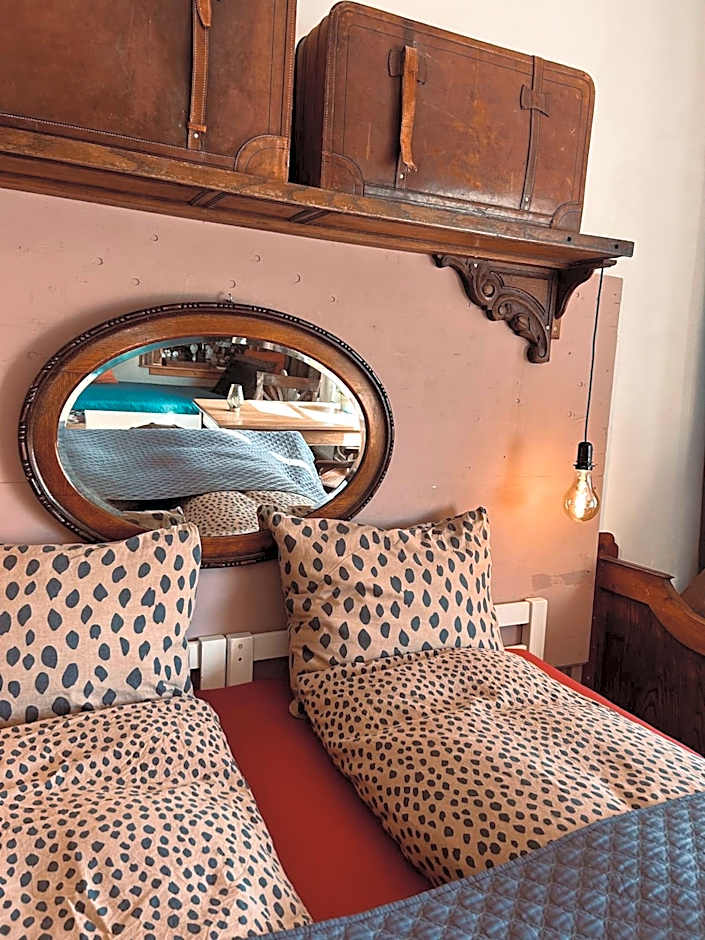 Slapen bij Café de Concurrent