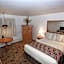 Dude Rancher Lodge