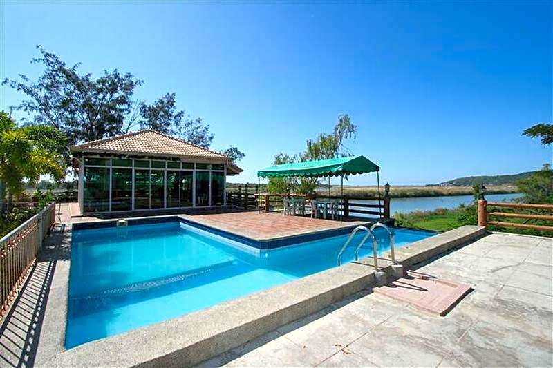 RedDoorz Plus @ Rio Grande de Laoag Resort Hotel Ilocos Norte