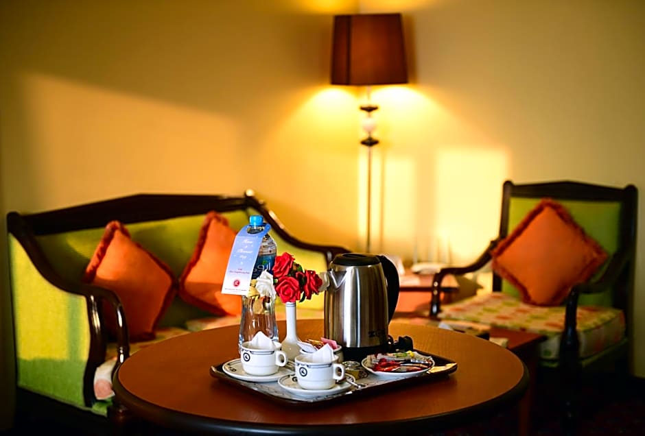 La Rosa Hotel, Juffair