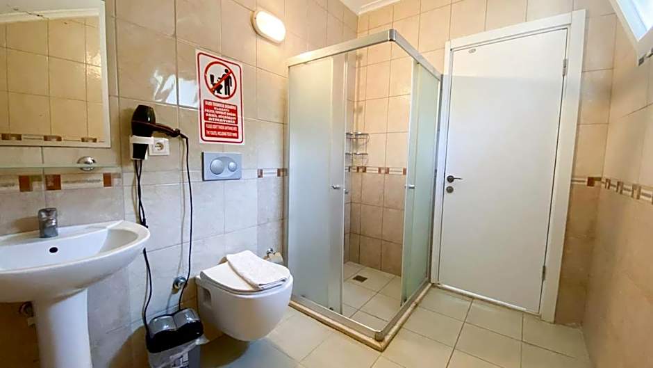 Bucak Apart Hotel Göcek ''Beach 1 km''