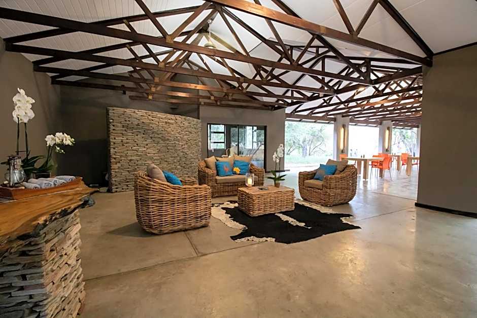 Little Africa Safari Lodge