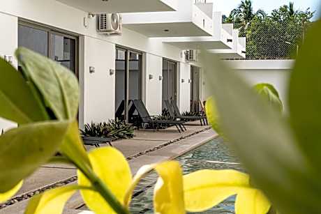 Safiro Suites Guayabitos Apartments - Adults Only