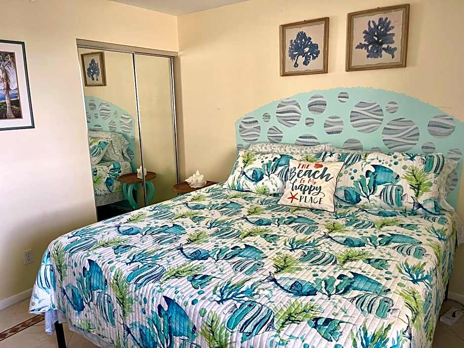 Oceanfront Condo on the Beach