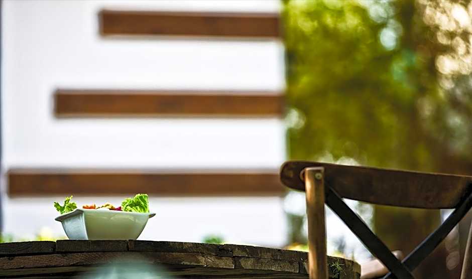 Miro Mara Boutique Hotel & Lounge Bar
