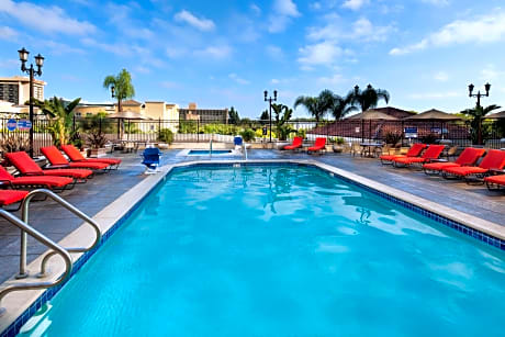 DoubleTree Suites By Hilton Anaheim Resort/Convention Center