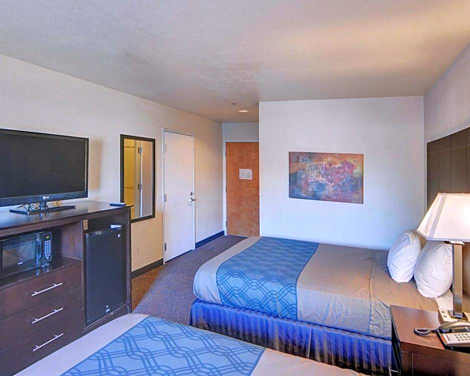 Rodeway Inn & Suites Lewisville I-35