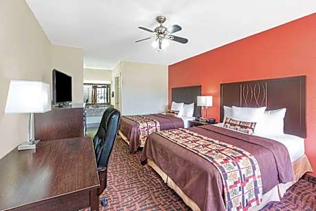 2 Queen Beds Non-Smoking
