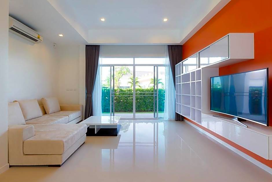 Hideaway Pool Villa S126